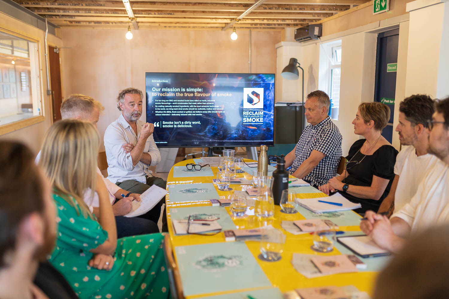 besmoke team meeting